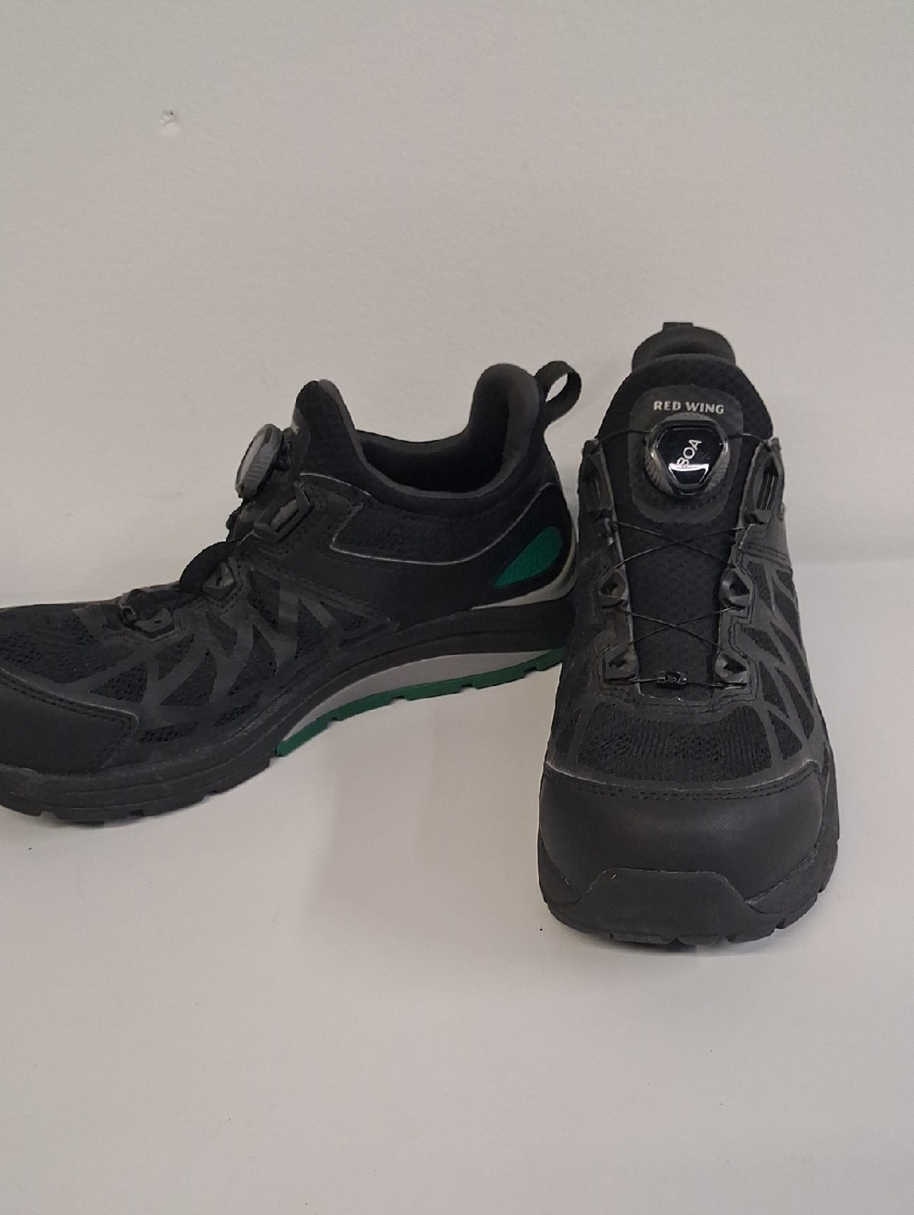 NWOT Womens Redwing CoolTech™ Athletics Safety Toe Athletic Work Shoe Black